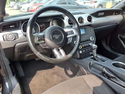 Used 2023 Ford Mustang GT RWD image 6