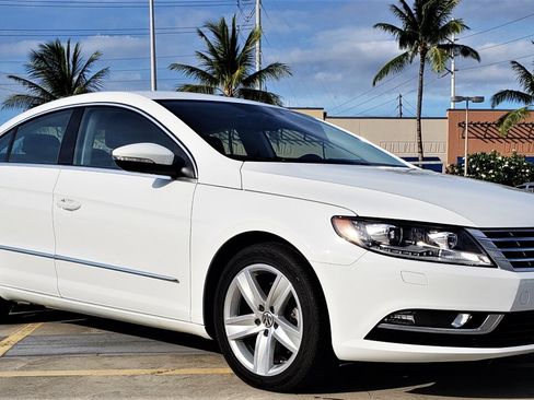 Used 2015 Volkswagen CC Sport FWD image 4