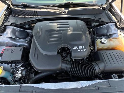 Used 2015 Chrysler 300 S image 20