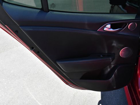 Used 2019 Kia Stinger GT1 RWD image 39