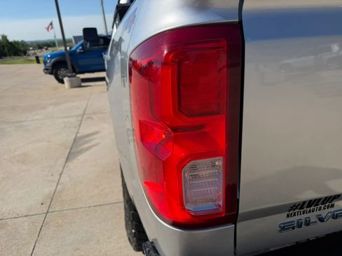 Used 2018 Chevrolet Silverado 1500 LTZ w/ LTZ Plus Package AWD/4WD image 71