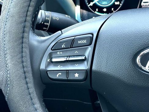 Used 2023 Hyundai Kona Limited FWD image 25