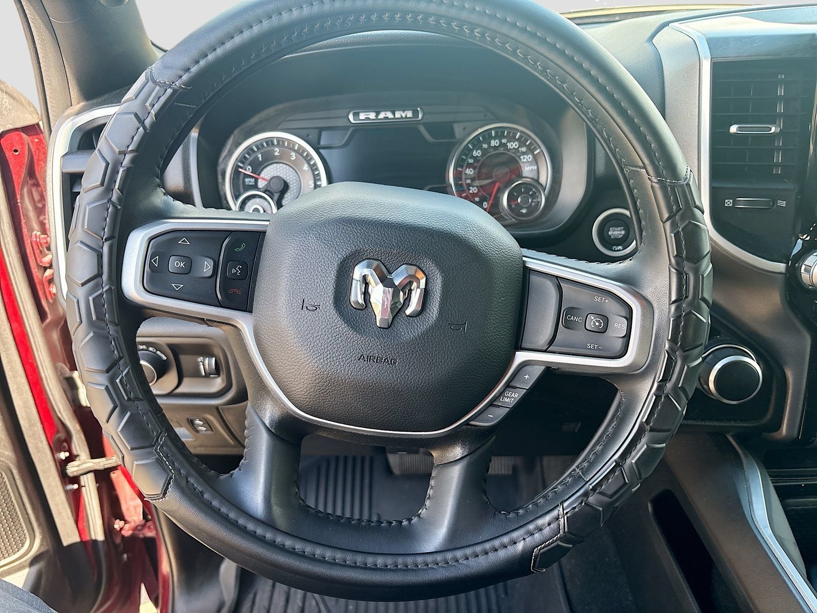 Used 2023 RAM 1500 Lone Star AWD/4WD image 11