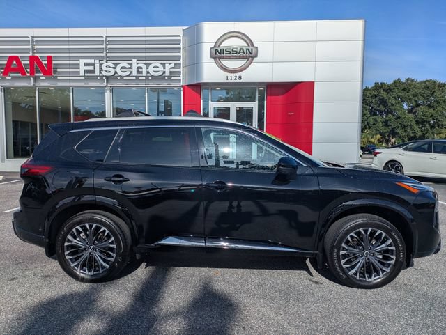 Certified 2026 Nissan Rogue Platinum w/ Platinum Premium Package AWD/4WD image 3