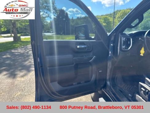 Used 2023 GMC Sierra 3500 AT4 w/ AT4 Preferred Package AWD/4WD image 13