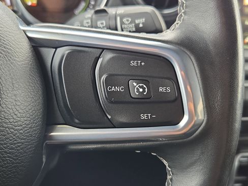 Used 2023 Jeep Wrangler Sahara w/ Cold Weather Group image 19