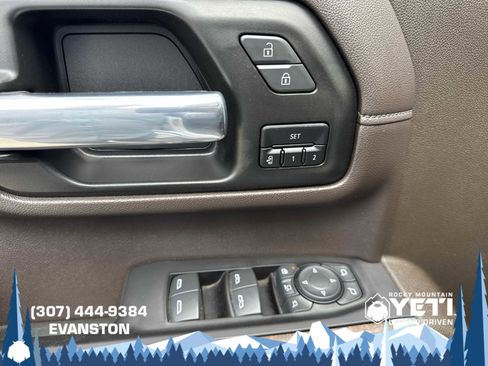 Used 2022 GMC Sierra 2500 Denali w/ Denali Ultimate Package image 31