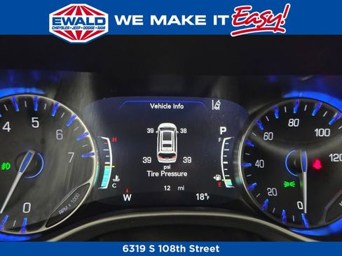 New 2026 Chrysler Pacifica Select image 23