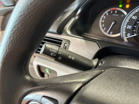Used 2014 Honda Accord LX image 17