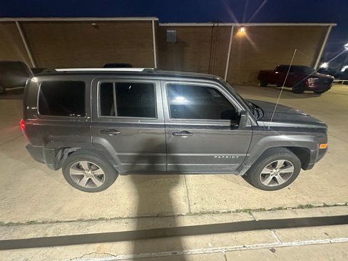 Used 2016 Jeep Patriot High Altitude image 10