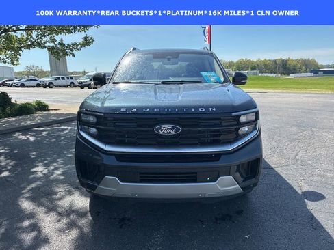 Certified 2025 Ford Expedition Platinum AWD/4WD image 2