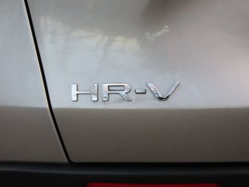 Certified 2023 Honda HR-V LX image 7