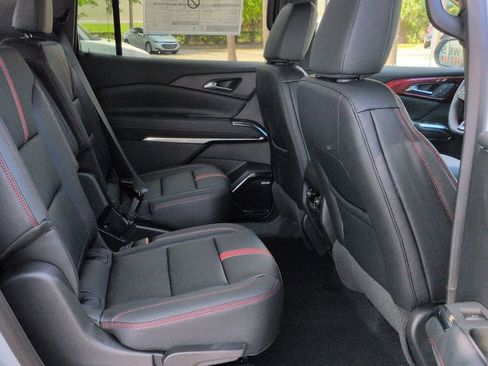 New 2026 Chevrolet Traverse RS FWD image 25