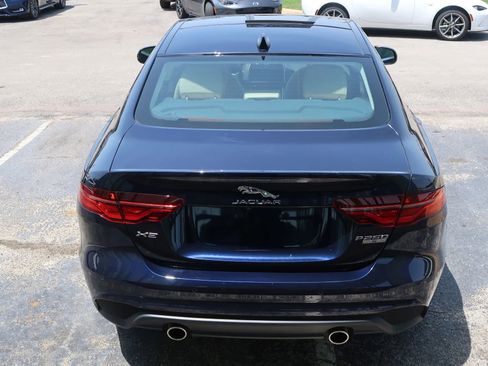 Used 2020 Jaguar XE S image 11