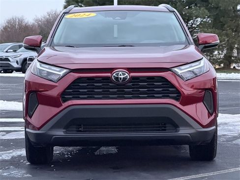 Used 2024 Toyota RAV4 XLE image 9