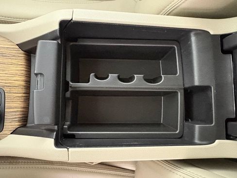 Used 2019 GMC Acadia Denali w/ Technology Package FWD image 37