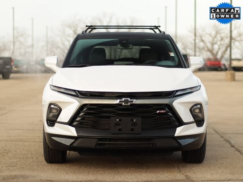Used 2025 Chevrolet Blazer RS image 2