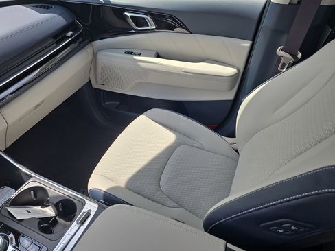 New 2026 Kia Carnival SX Prestige image 16