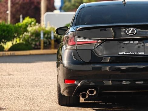 Used 2016 Lexus GS F RWD image 20