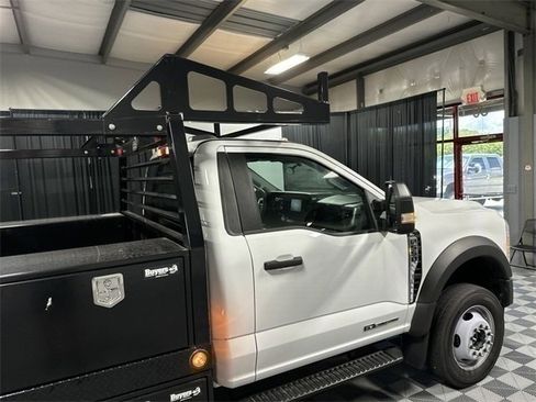New 2023 Ford F550 4x4 Regular Cab Super Duty image 78