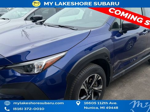 Used 2024 Subaru Crosstrek 2.0i Premium image 3