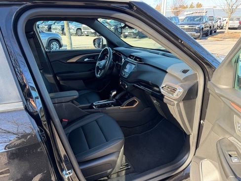 Used 2023 Chevrolet TrailBlazer ACTIV image 24