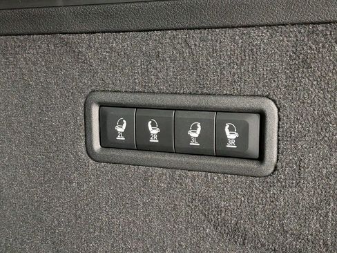 New 2026 Jeep Grand Wagoneer Summit w/ Premium Group III image 6