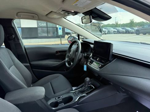Used 2023 Toyota Corolla LE FWD image 23