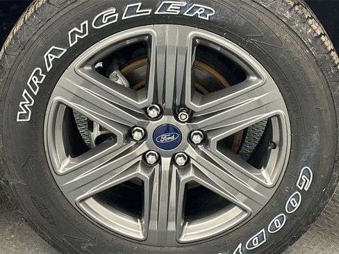 Used 2020 Ford F150 XLT w/ Equipment Group 302A Luxury image 19