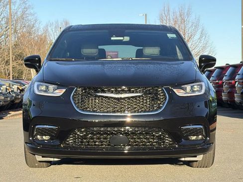 New 2026 Chrysler Pacifica Select FWD image 14