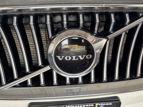 Used 2020 Volvo XC90 T6 Momentum w/ Protection Package Premier AWD/4WD image 25