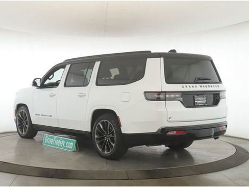 Used 2025 Jeep Grand Wagoneer L Series III w/ Rear Seat Video Group 1 image 8