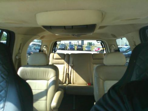 Used 2003 Ford Expedition Eddie Bauer image 13