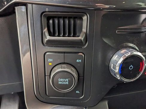 Certified 2022 Ford F150 XLT w/ Equipment Group 302A High image 29