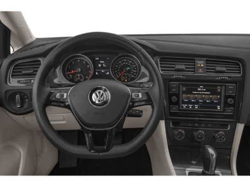 Used 2019 Volkswagen Golf SE FWD image 7