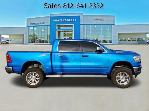 Used 2022 RAM 1500 Laramie AWD/4WD image 8