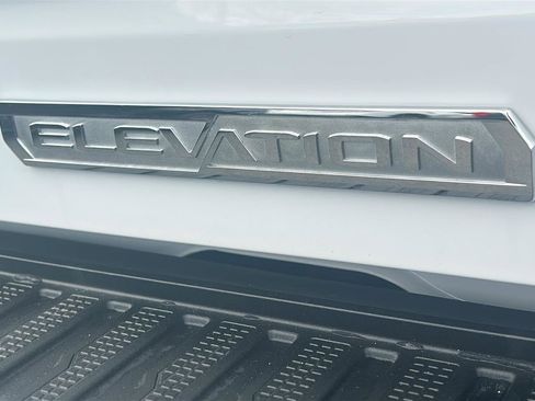Used 2023 GMC Sierra 1500 Elevation w/ X31 Off-Road Package image 8