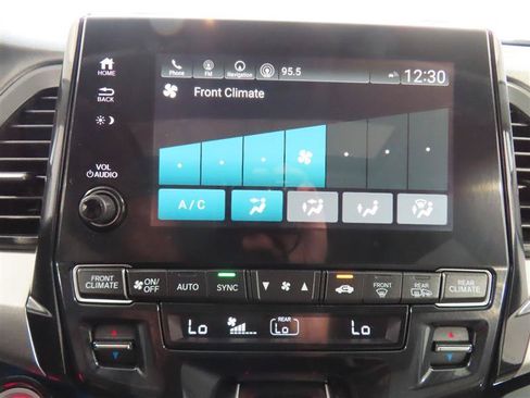 Used 2023 Honda Odyssey Touring image 27