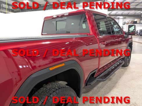 Used 2024 GMC Sierra 2500 AT4 w/ Technology Package AWD/4WD image 3