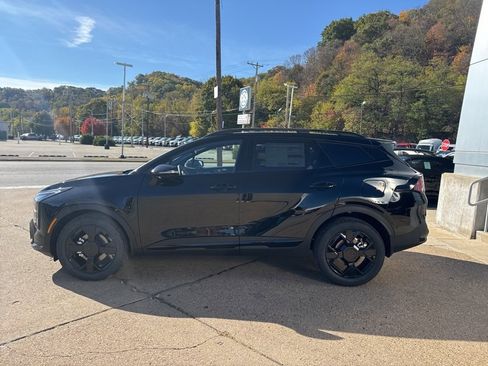 New 2026 Kia Sportage X-Line w/ X-Line Premium Package image 4