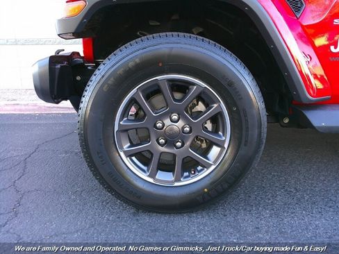 Used 2019 Jeep Wrangler Unlimited Sahara image 51