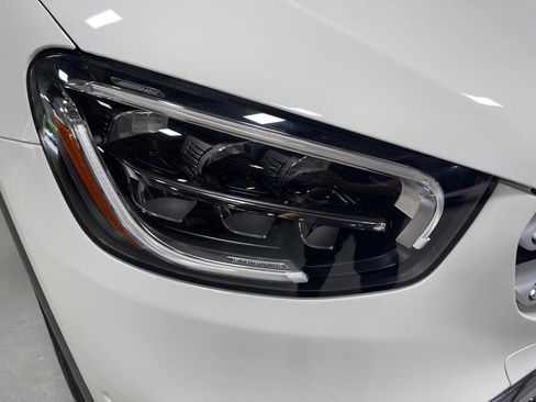 Used 2022 Mercedes-Benz GLC 300 4MATIC image 10
