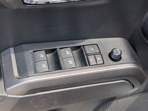 Used 2023 Toyota Tacoma TRD Off-Road AWD/4WD image 20