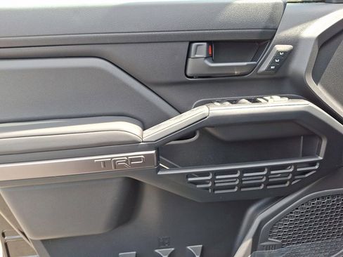 New 2026 Toyota 4Runner TRD Off-Road Premium AWD/4WD image 10