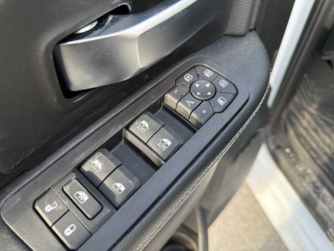 Used 2025 RAM 3500 Big Horn AWD/4WD image 13