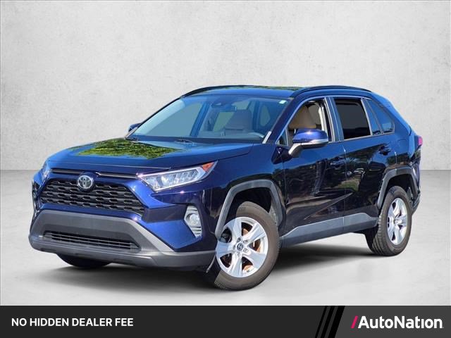 Used 2020 Toyota RAV4 XLE FWD image 1