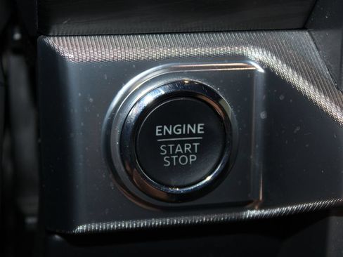 Used 2025 Ford F150 Lariat w/ Equipment Group 501A Mid AWD/4WD image 26