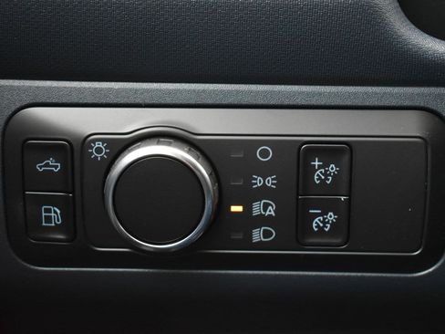 New 2025 Ford Maverick XLT w/ Equipment Group 301A image 18