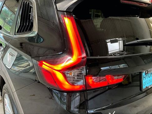 Used 2025 Honda CR-V EX image 30