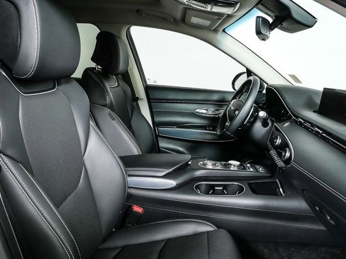 Used 2023 Genesis GV70 2.5T w/ Select Package image 28